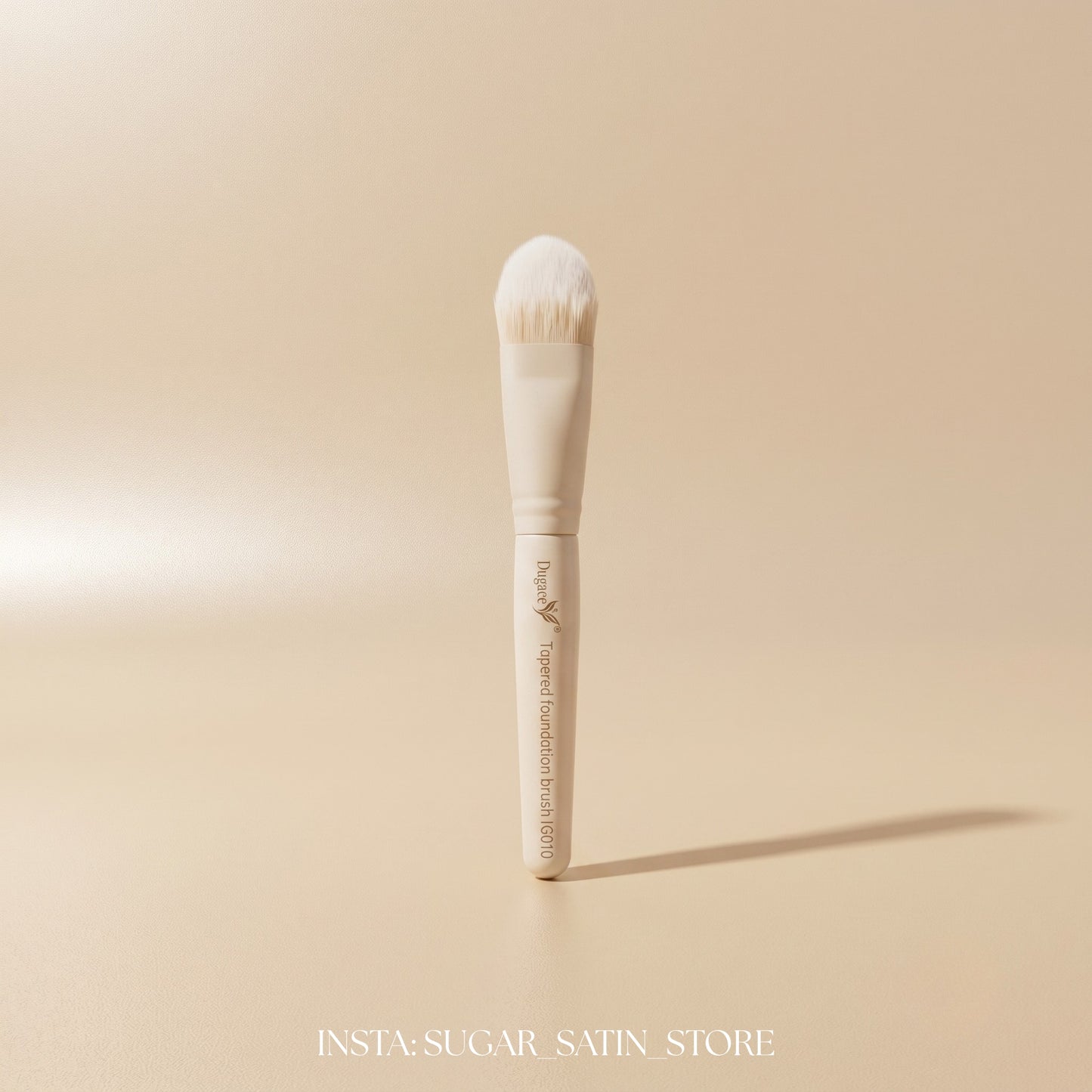 فرشة ميك اب - Make-up TAPERED FOUNDAYION Brush [Daroge - K010]