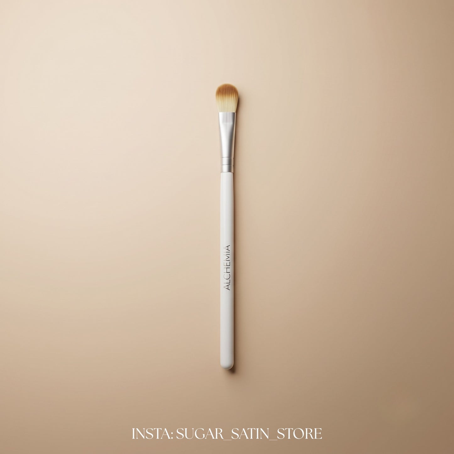 فرشة ميك اب - Make-up Brush ALCHEMIIA