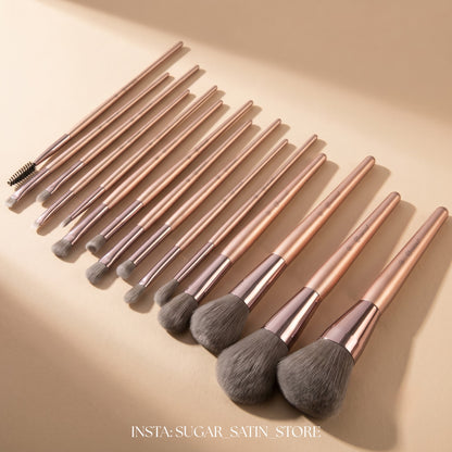 مجموعة فرش مكياج لافاش اليجنس 15 فرشاة من اتش كوزماتيكس | BH Cosmetics Lavish Elegance 15 Piece Brush Set