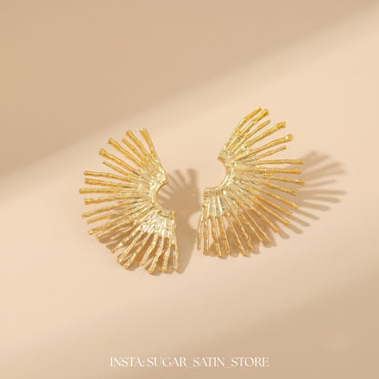 حلقان نسائية مصنوعة من الاستانليس ستيل | Stainless Steel Earrings