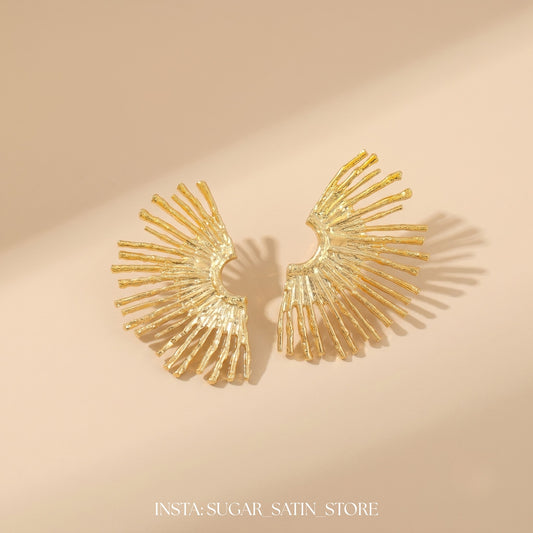 حلقان نسائية مصنوعة من الاستانليس ستيل | Stainless Steel Earrings
