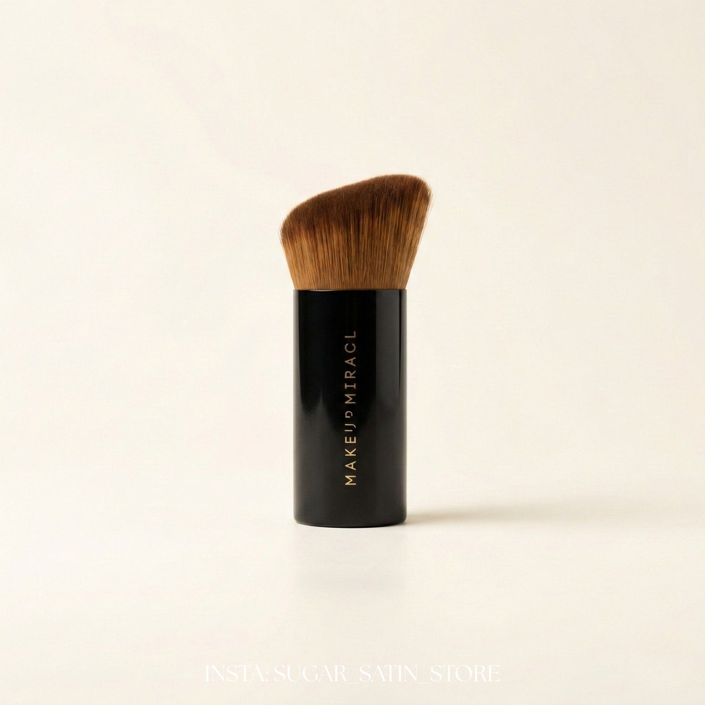 فرشة ميك اب احترافية