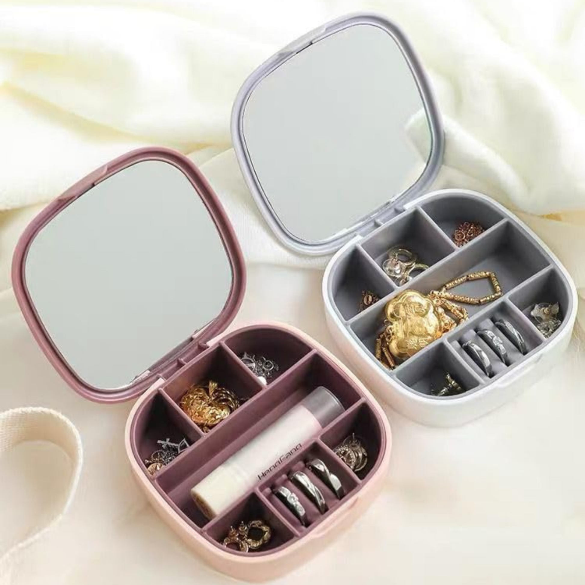 منظم مجوهرات صغير مزود بمراية | Small Jewelry Organizer with Mirror